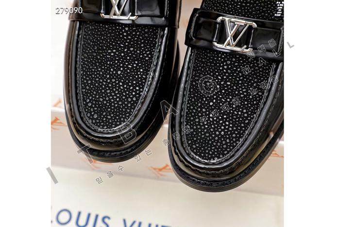 ���̺���   ���� ����  MYB1924