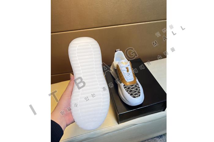 �˸���  ���� ����Ŀ��  MYB3165