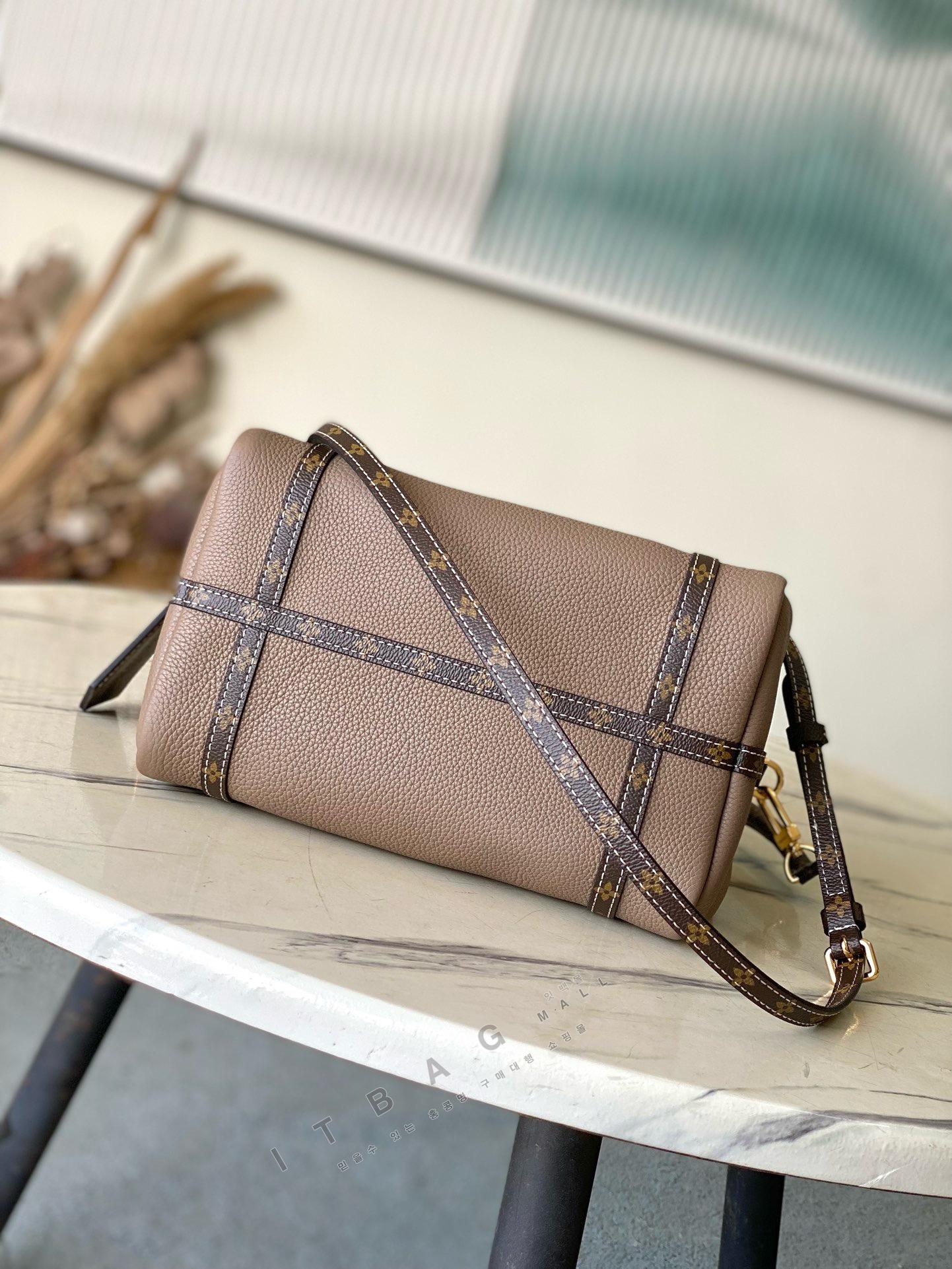 ���̺��� ���� ũ�ν���  M13667   25/�Ż�