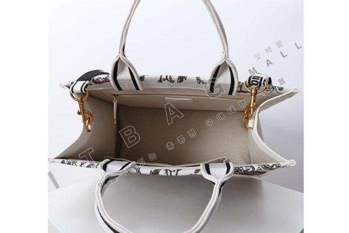 ���  �̵�� �� ��Ʈ��  DR09419   24/�Ż�