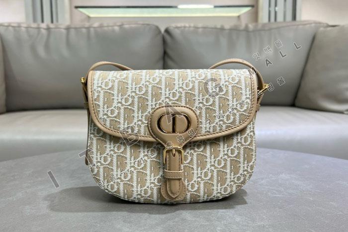 ��� �ٺ� �̵����  DR09428   25/�Ż�