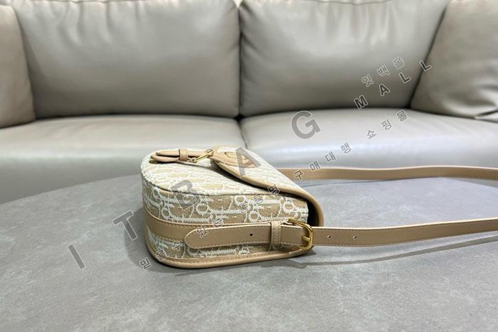 ��� �ٺ� �̵����  DR09428   25/�Ż�