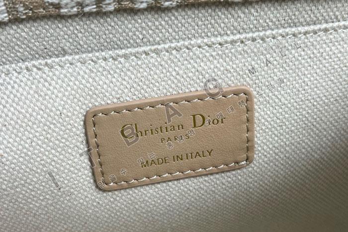 ��� �ٺ� �̵����  DR09428   25/�Ż�