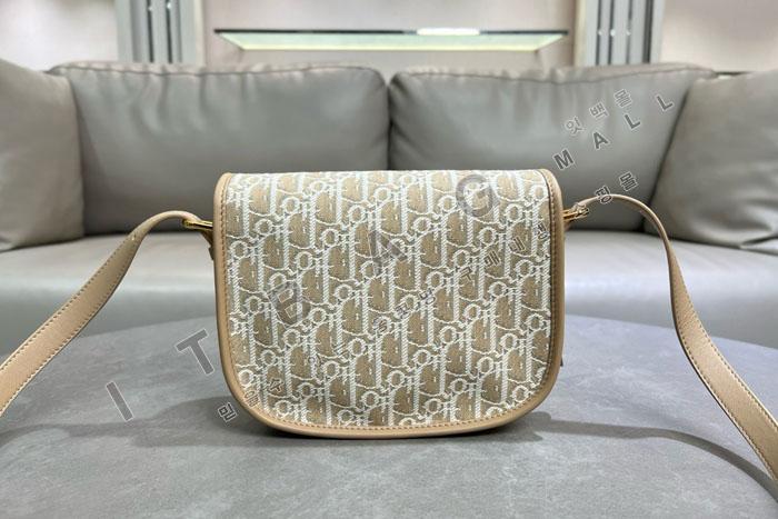��� �ٺ� �̵����  DR09428   25/�Ż�