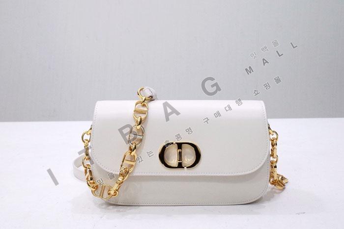 ��� 30 Montaigne Avenue ��  DR09432-3   25/�Ż�
