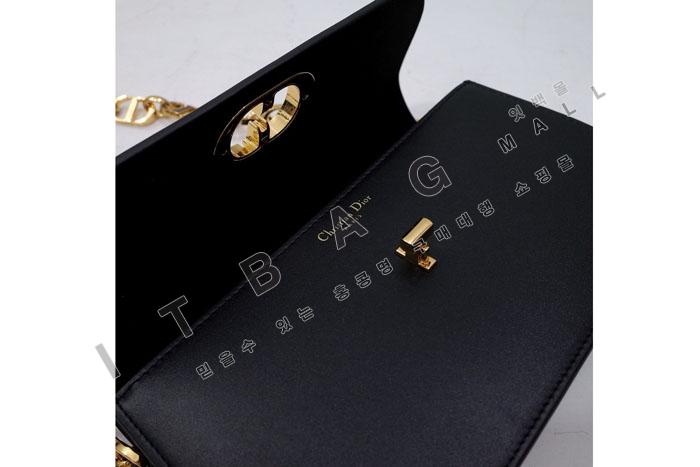 ��� 30 Montaigne Avenue ��  DR09432-4   25/�Ż�