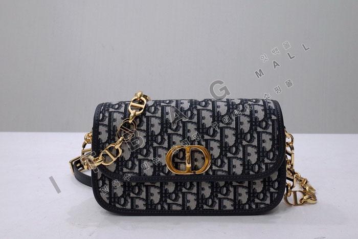 ��� 30 Montaigne Avenue ��  DR09432-5   25/�Ż�