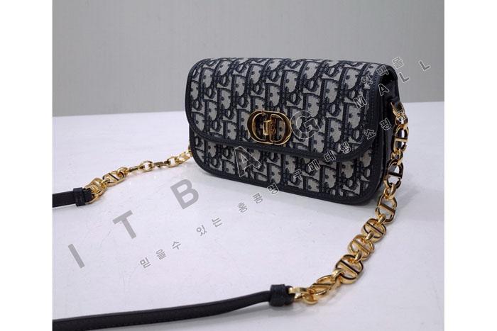 ��� 30 Montaigne Avenue ��  DR09432-5   25/�Ż�