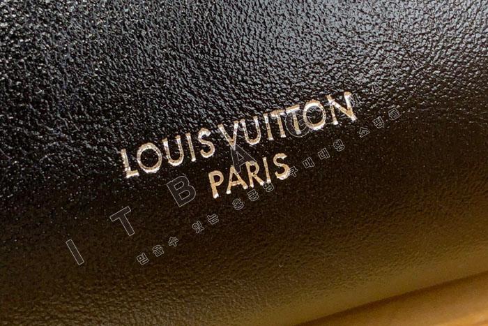 ���̺��� ����Ʈ ���̺� ũ�ν���  M14554    25/�Ż� 