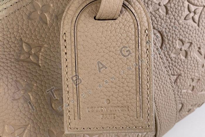 ���̺��� Ű�� �ݵѸ��� 35  M13865    24/�Ż� 