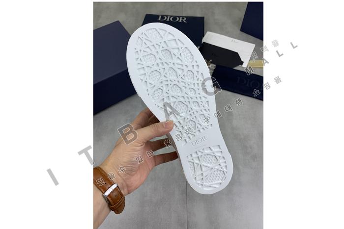 ��� B33 ����Ŀ�� YF1352-3  ��  ��������