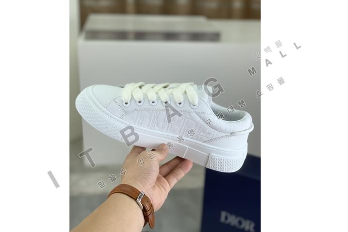 ��� B33 ����Ŀ�� YF1352-3  ��  ��������