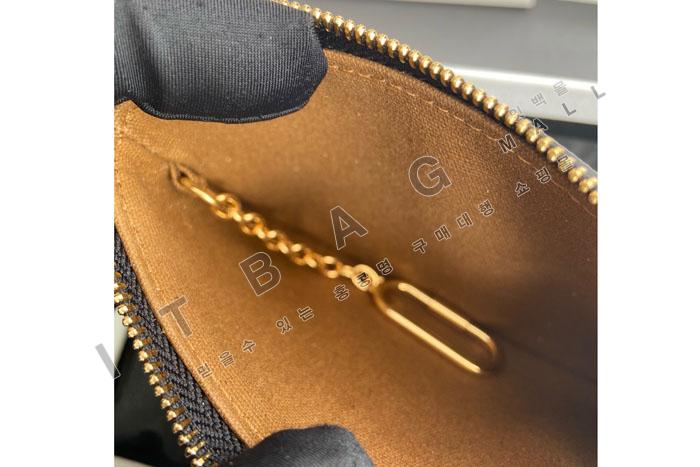 ������ Ʈ������ ĵ���� ���� & ī�� �Ŀ�ġ  10C662