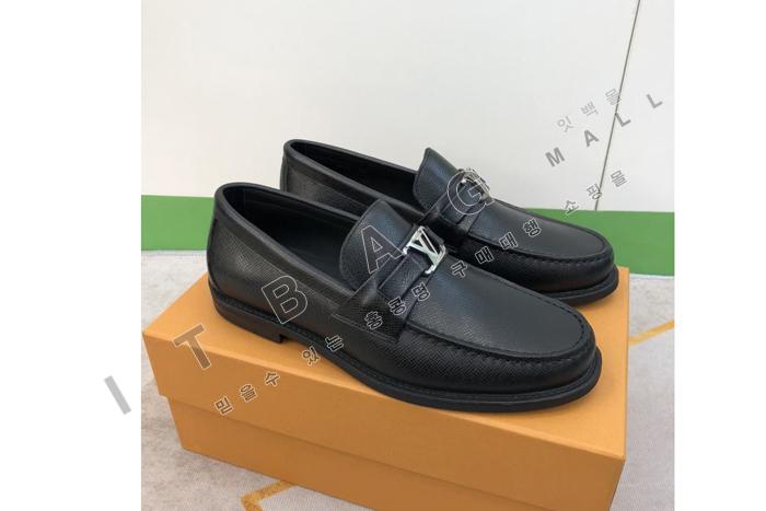 ���̺���  ���� ����  YF9317 ��