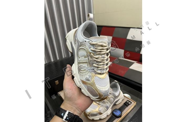��� Chrono ����Ŀ�� MYB9320-1     ��������