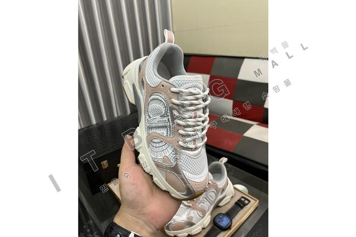��� Chrono ����Ŀ�� MYB9320-4     ��������