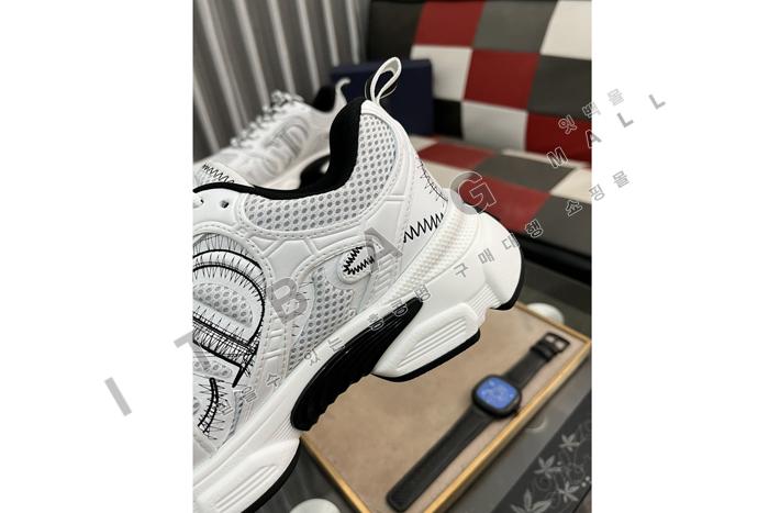 ��� Chrono ����Ŀ�� MYB9320-3     ��������