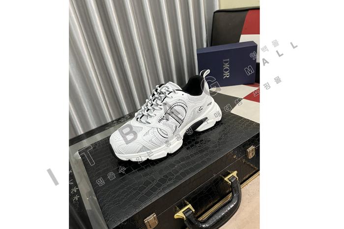 ��� Chrono ����Ŀ�� MYB9320-3     ��������