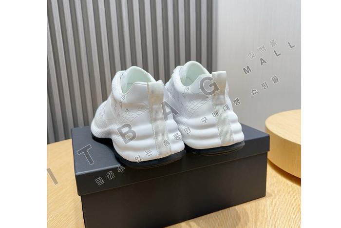 �˸���  ���� ����Ŀ�� MYB6810  3�÷�