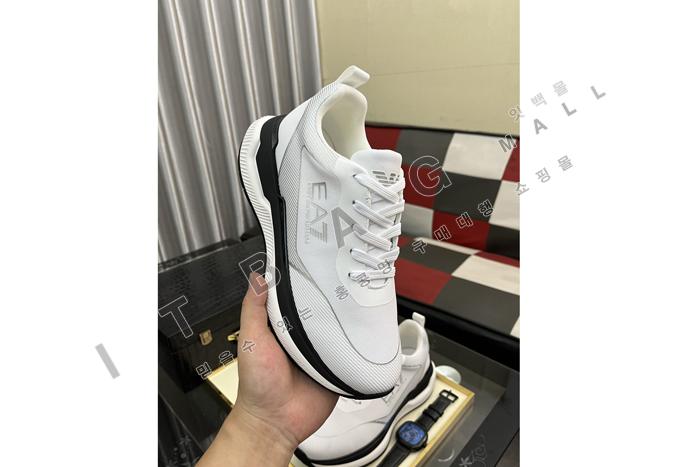 �˸���  ���� ����Ŀ�� MYB6819-3