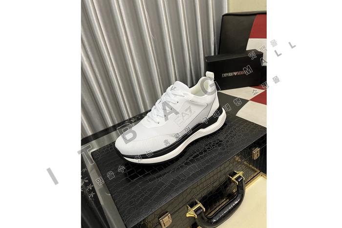 �˸���  ���� ����Ŀ�� MYB6819-3