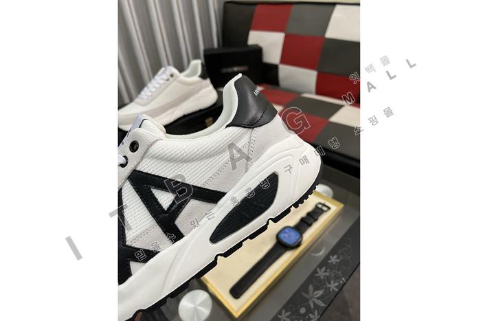 �˸���  ���� ����Ŀ�� MYB6820