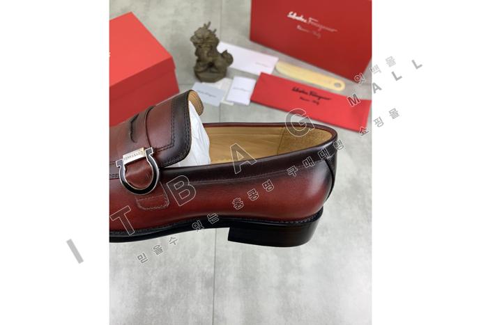 �䷹����  ���� ���� MYB6825 