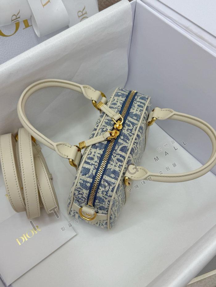 ��� D-Vibe East-West ���� �� DR09450