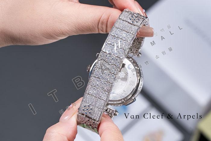�� Ŭ���� ���̵� ���� �� �� �ڸ� �̺� ��ġ  HT60165