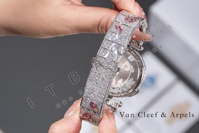 �� Ŭ���� ���̵� ���� �� �� ������ �̺� ��ġ  HT60166
