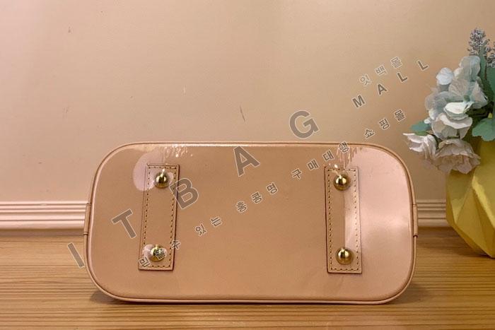 ���̺��� �˸� BB Mon Monogram  P01917  25/�Ż�