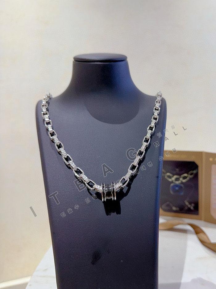 �Ұ��� �����  YL6593   ��������