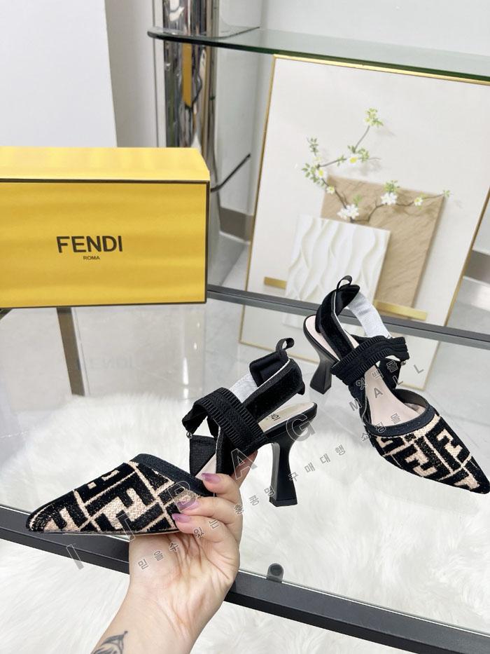 �ҵ� �ݸ��긮   SH5715-1   2��������  