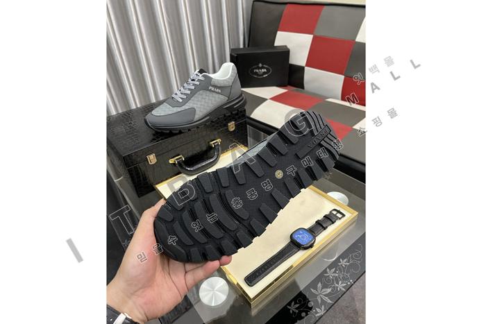 �����  ����  ����Ŀ��  MYB9445