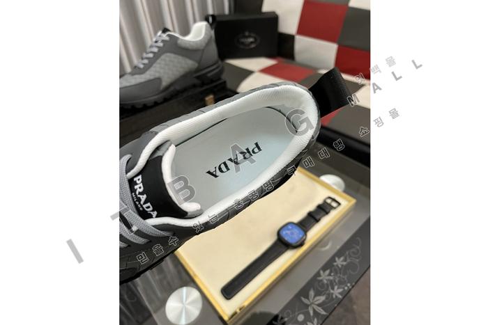 �����  ����  ����Ŀ��  MYB9445