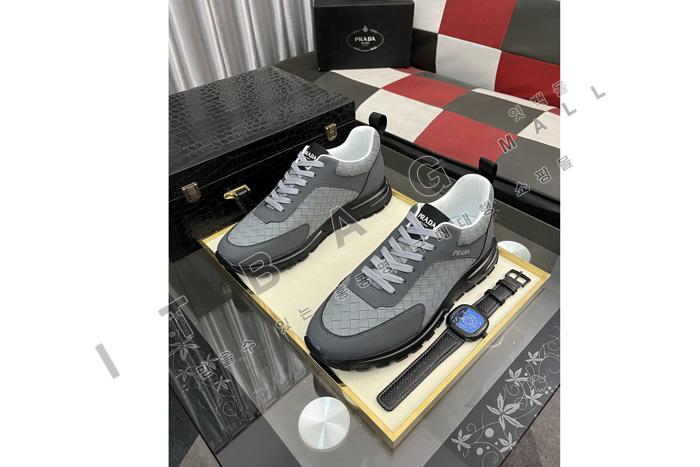 �����  ����  ����Ŀ��  MYB9445
