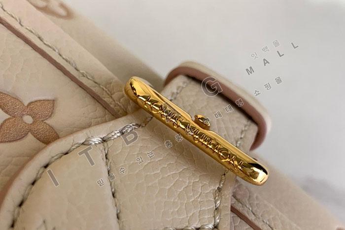 ���̺���  M13642   25/�Ż�