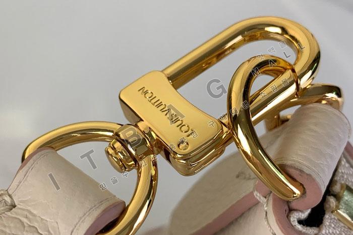 ���̺��� �ҷδ� ũ�ν���  M14634   25/�Ż�