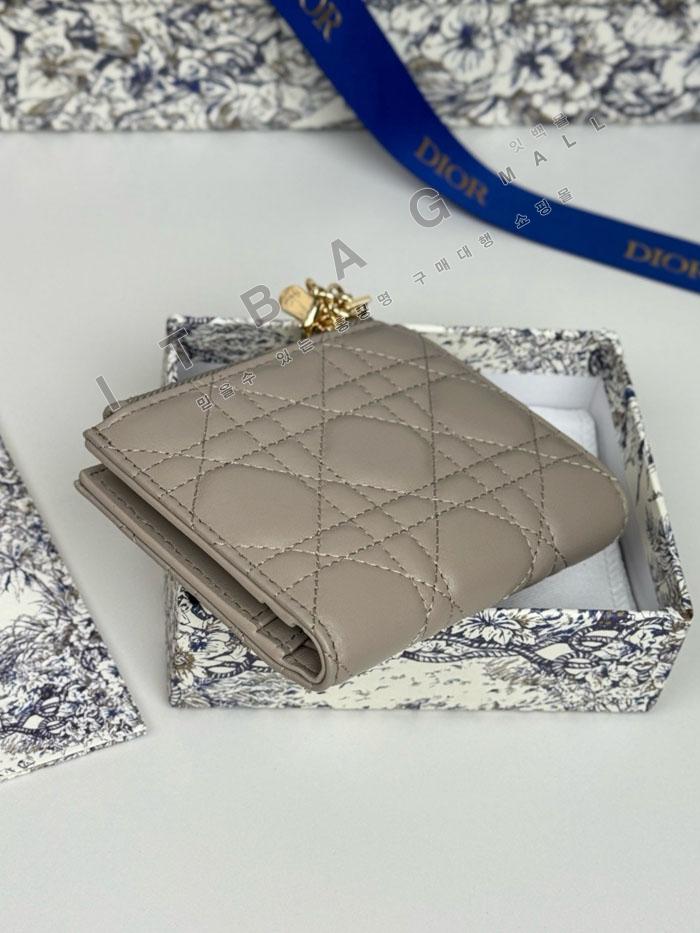 ���  Lady Dior Dahlia ����  A82384-4