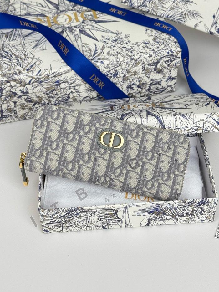 ��� 30 Montaigne Voyageur ���� ����  A82386-1   25/�Ż�
