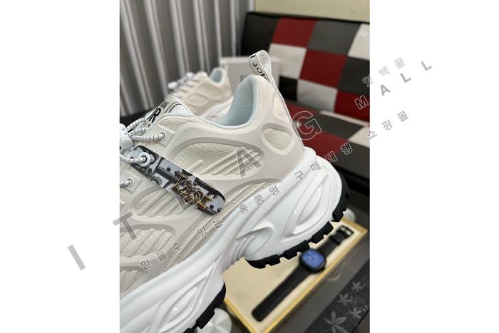 ���   ���� ����Ŀ��  MYB6458-1