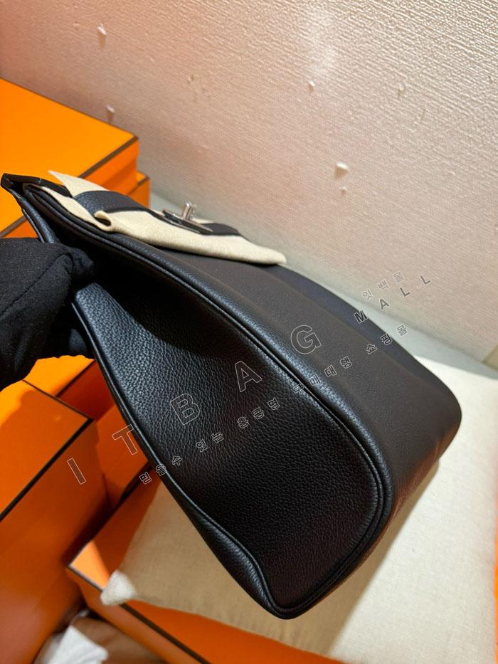 �����޽�  �� �� �� GM ��� ����  H5244   (�ݼ���)   23/�Ż�