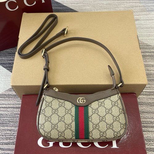 ���� ���ǵ��  �̴� �����  838465-1   25/�Ż�