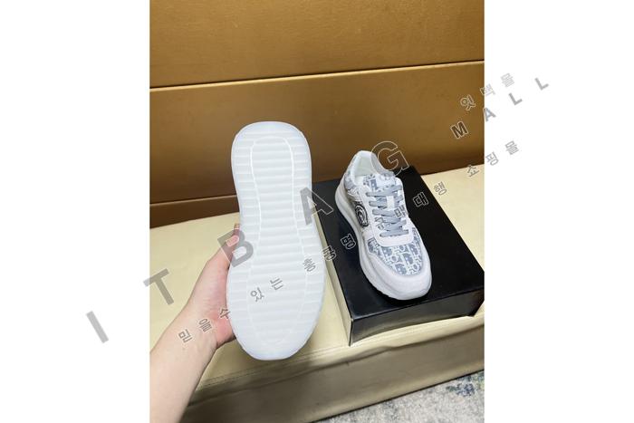 ���  ����  ����Ŀ��  MYB7463