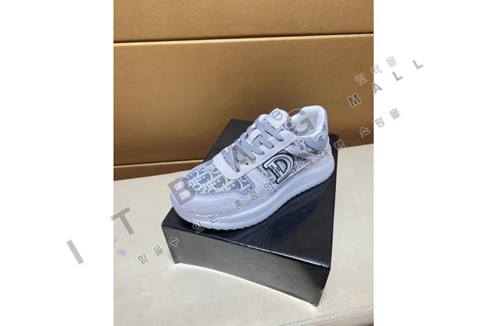 ���  ����  ����Ŀ��  MYB7463