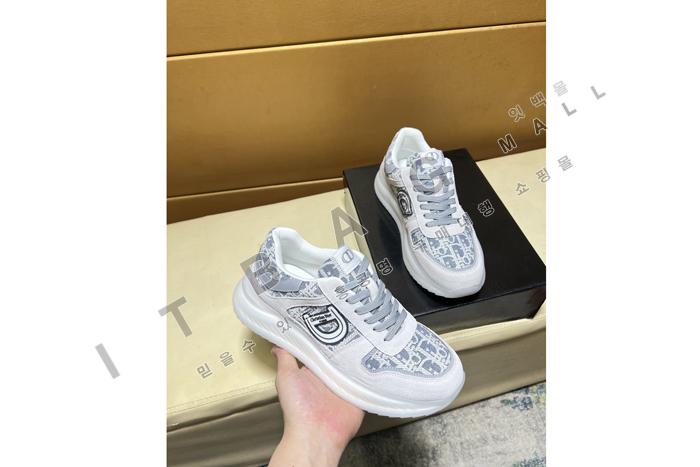 ���  ����  ����Ŀ��  MYB7463