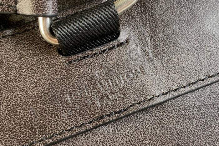 ���̺��� ũ�������� MM ����    M11521 ��  24/�Ż�   ����ǰX