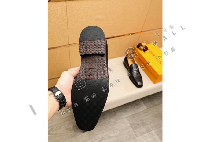 ���̺���  ���� ����  MYB6944