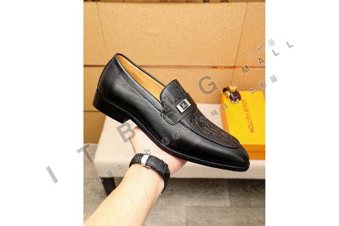 ���̺���  ���� ����  MYB6944