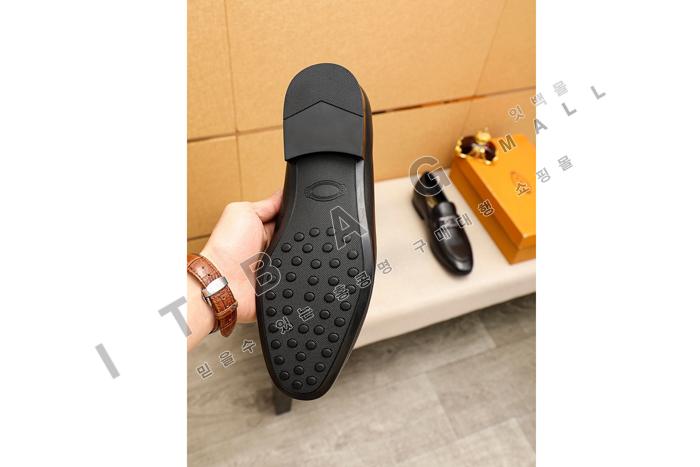 ����  ���� ����  MYB6949